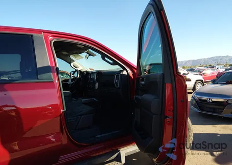 2021 Chevrolet Silverado 1500 4Wd Short Bed Lt Trail Boss z USA, uszkodzony, nr VIN 1GCPYFEL7MZ312105